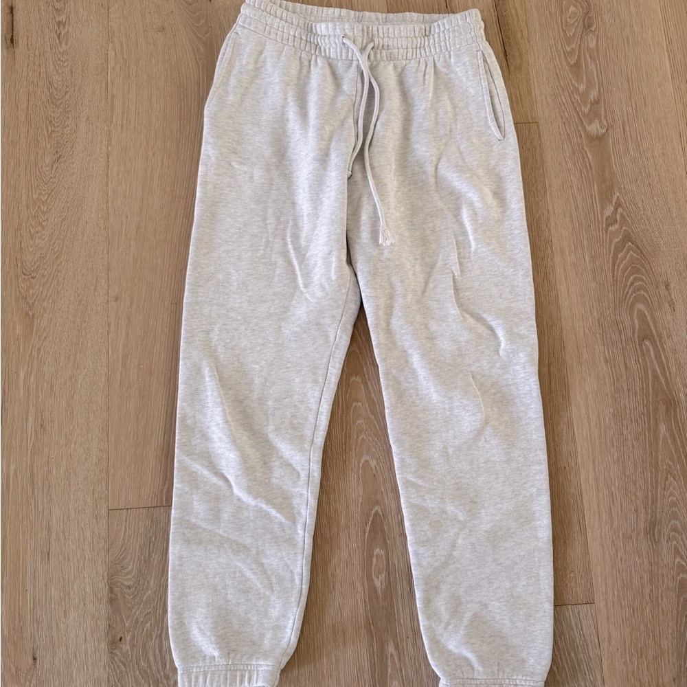 aritzia tna cozy fleece perfect sweatpant